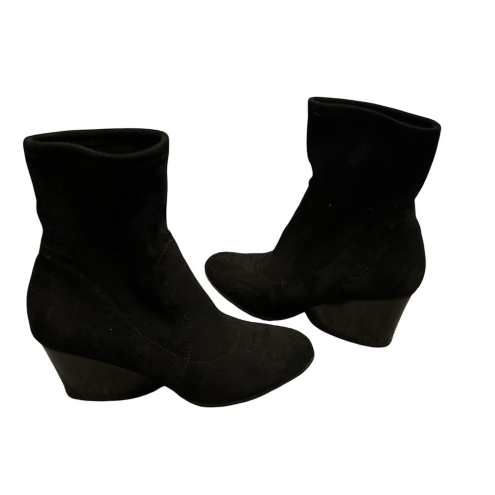 Donald J. Pliner Black Suede Heeled Boots